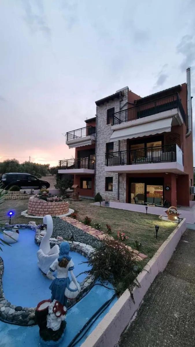 Apartamento Dora's Garden Alejandrópolis Exterior foto